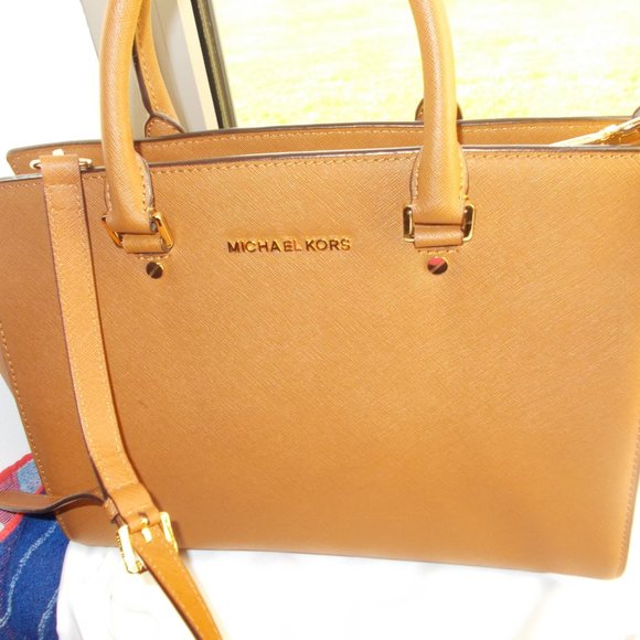 Michael Kors - Picture 4 of 7